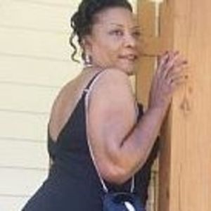 Meet your Posher, Gloria